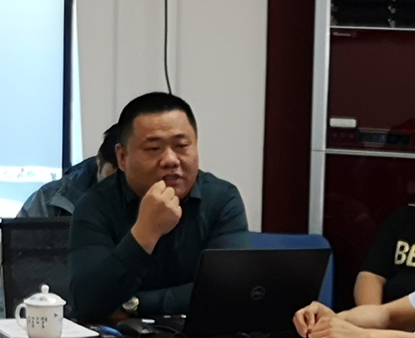 青岛泓诚创优企业管理服务总经理陈恩富